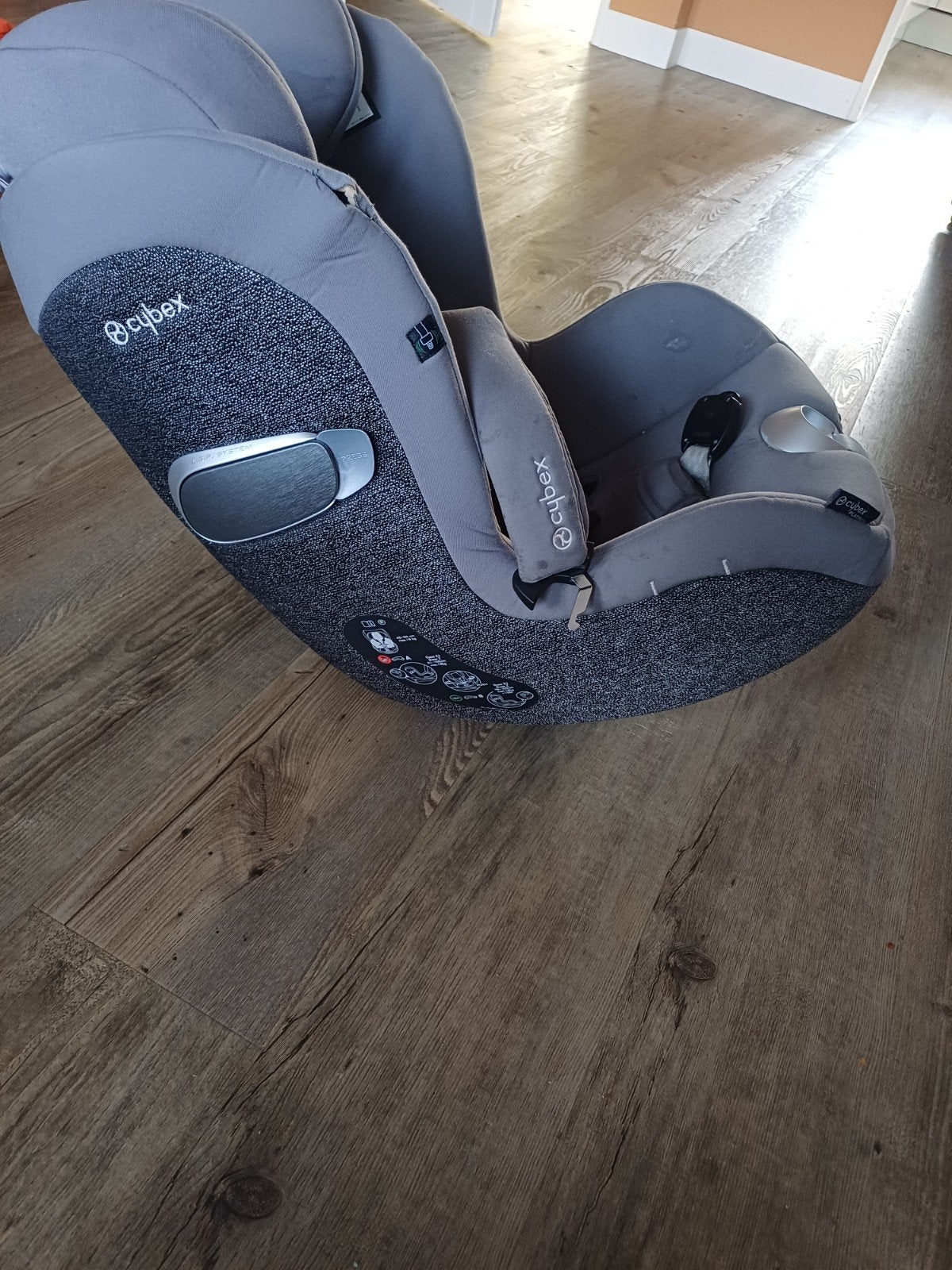 Cybex Sirona S i-Size autostoel met Isofix enBase Z2 Black, Kinderen en Baby's, Autostoeltjes, Verstelbare rugleuning, Gebruikt