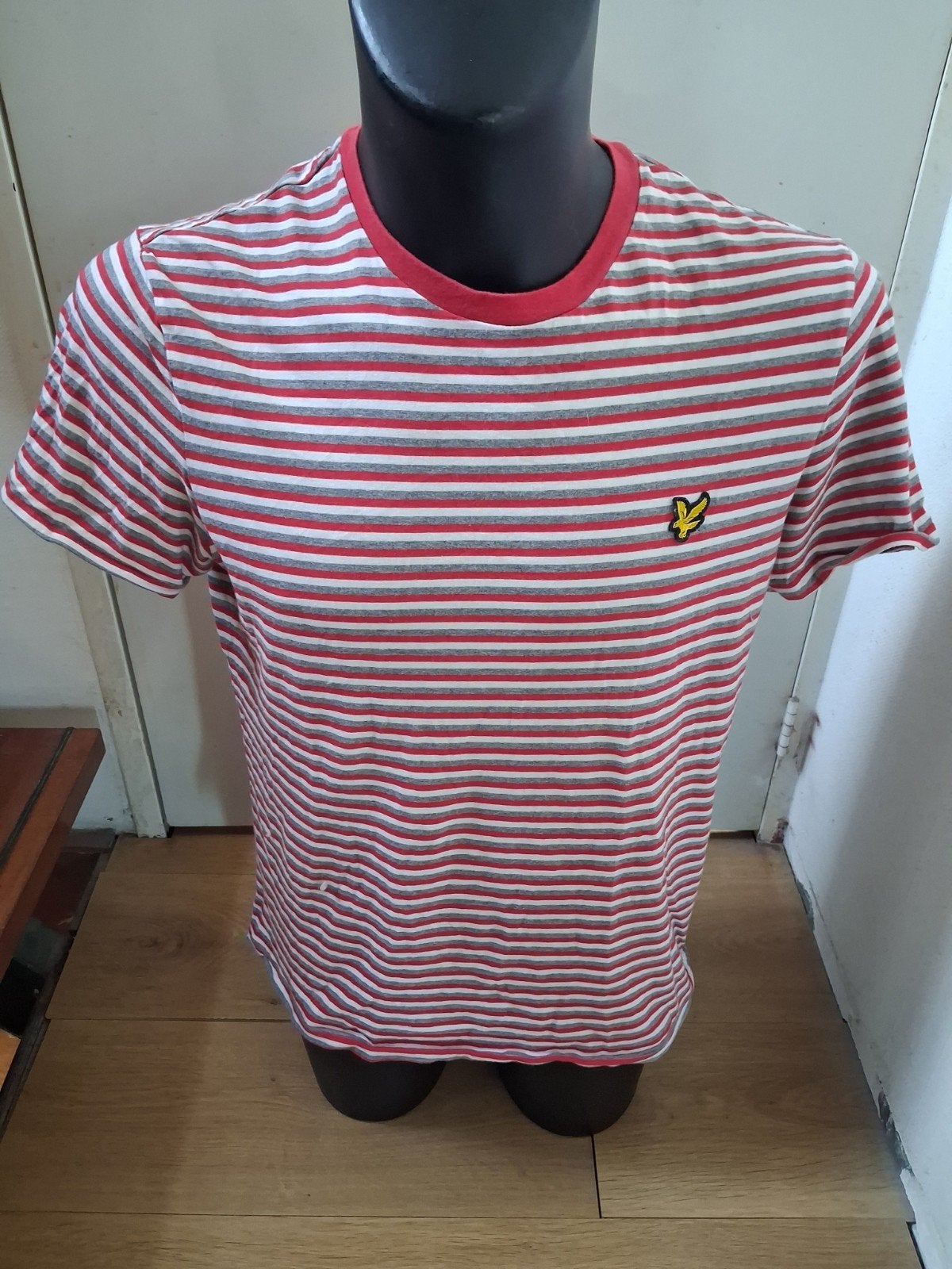Lyle & Scott Gestreept T-shirt - Rood, Wit, Grijs - Maat L, Maat 52/54 (L), Meerkleurig, Ophalen of Verzenden, Zo goed als nieuw