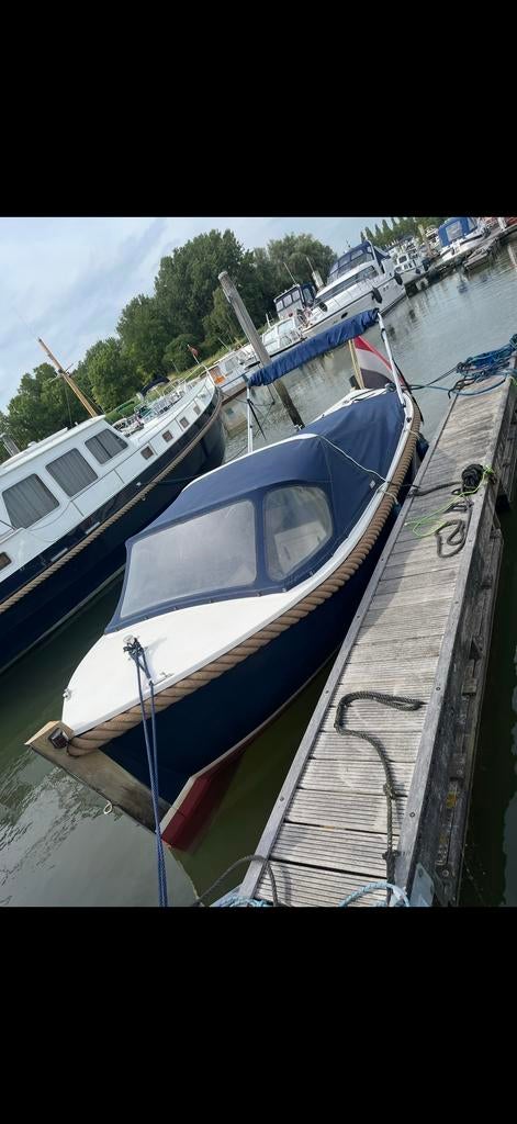 Nette en goed onderhouden sloep met buiskap, Overige merken, Binnenboordmotor, Diesel, Buiskap