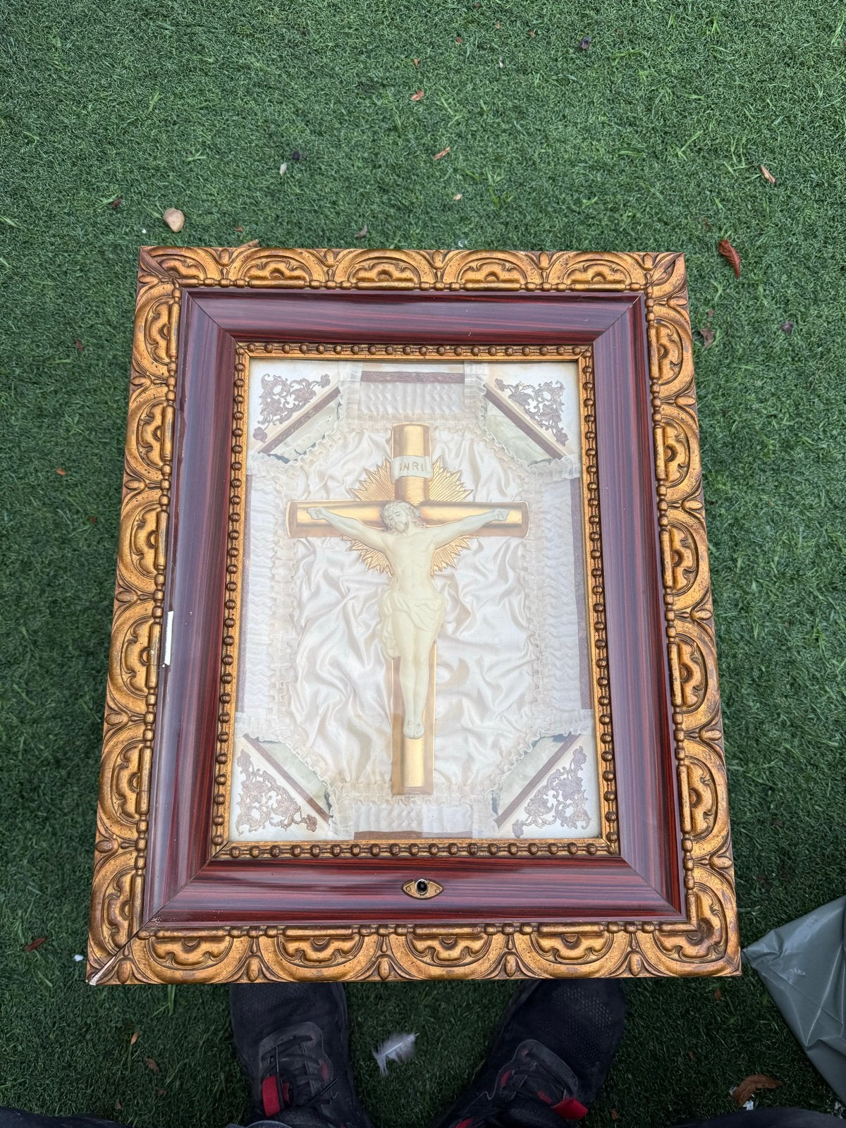 Antieke Schaduwdoos Kruisiging Jezus Christus, Ophalen
