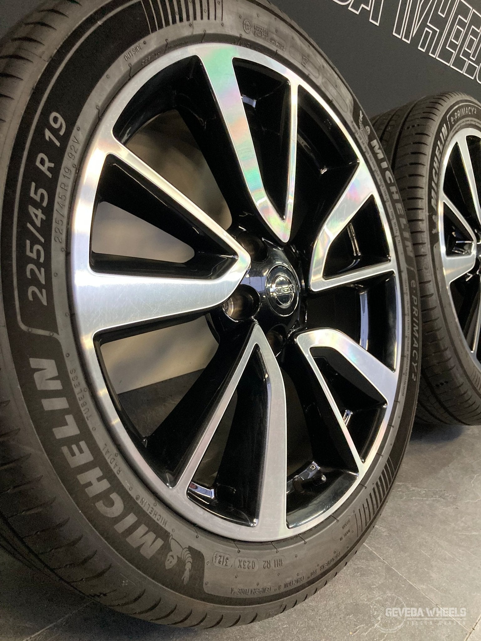 19” originele Nissan Qashqai J10 J11 Tekna velgen + banden, Auto-onderdelen, 19 inch, Gebruikt, -, -