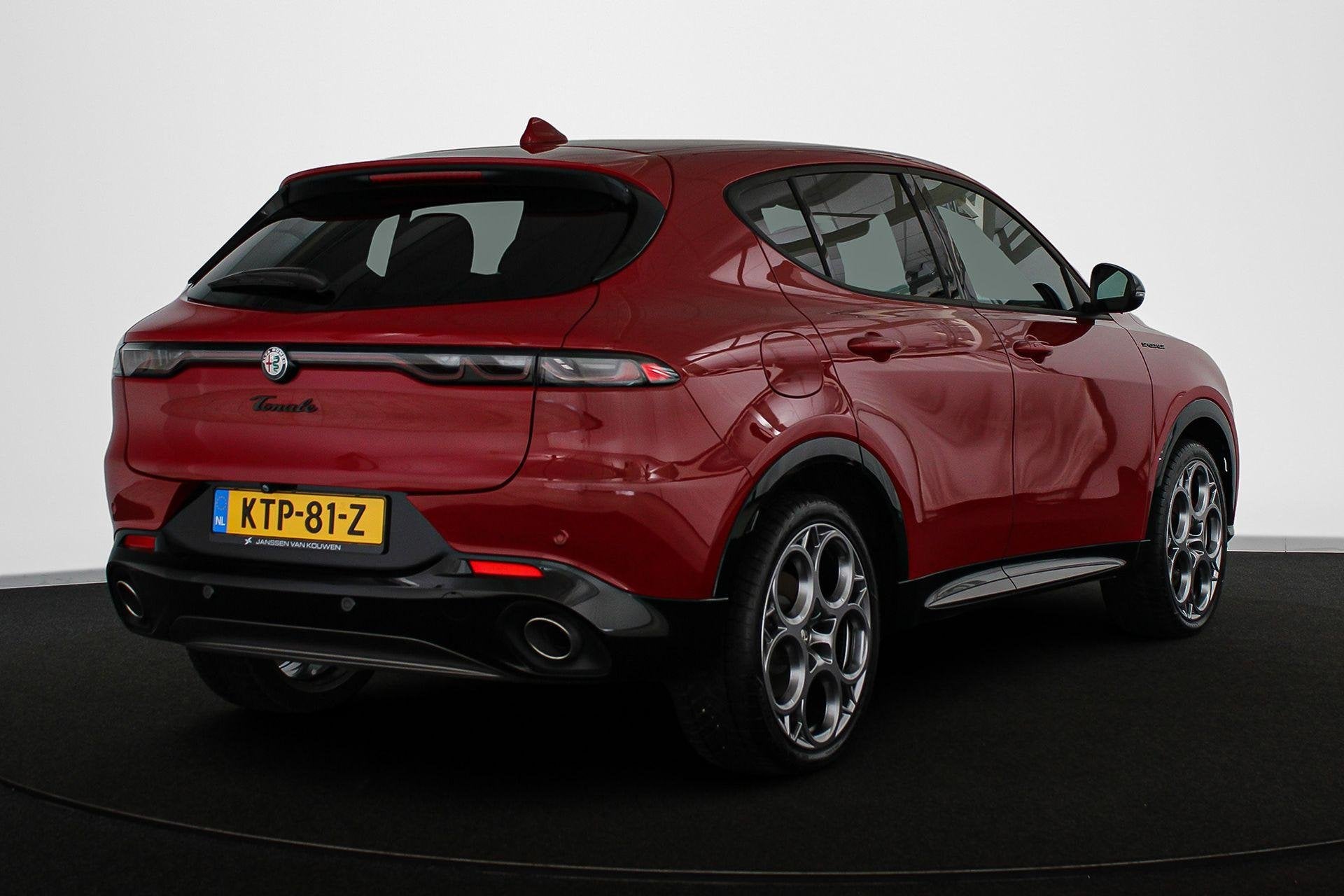 Alfa Romeo Tonale 1.3T PHEV Edizione Speciale Stuur/Stoelver, Auto's, Automaat, 4 cilinders, 700 kg, Alcantara