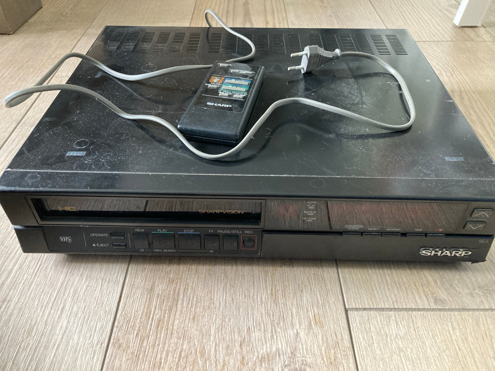 Sharp VC-781S(BK) VHS Videorecorder met afstandsbediening, Alle leeftijden, Ophalen, Gebruikt, VHS