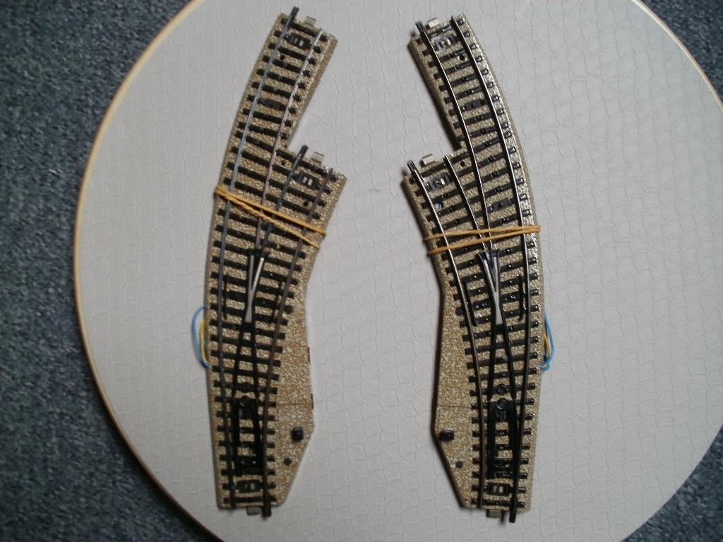 Marklin Ho m rails wisselset met wissel no 5141 L+5142 R, Hobby en Vrije tijd, Modeltreinen | H0, Wisselstroom, Rails, Ophalen of Verzenden