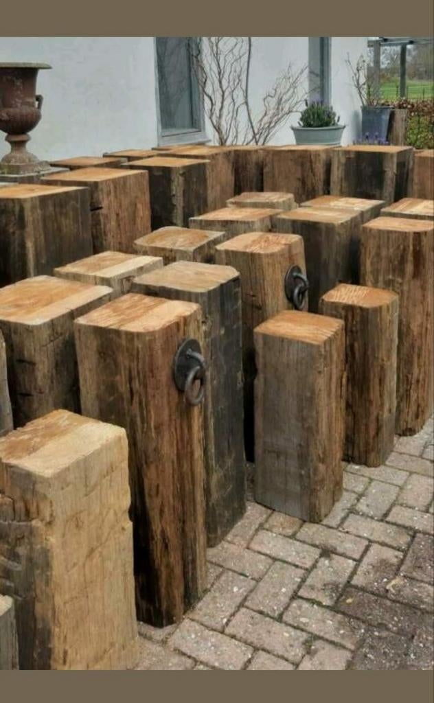 Grote voorraad Meerpalen voor tuin en terras., Ophalen, Gebruikt