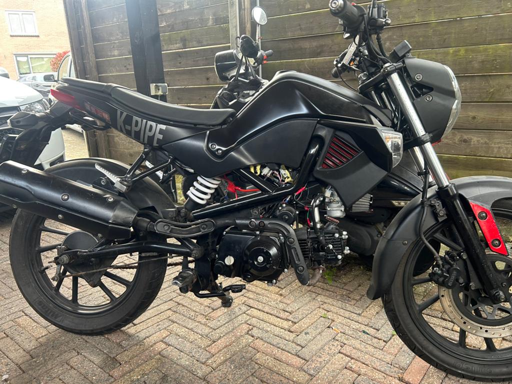 Kymco k-pipe, Fietsen en Brommers, Brommeronderdelen | Algemeen, Ophalen of Verzenden, Gebruikt, Blok