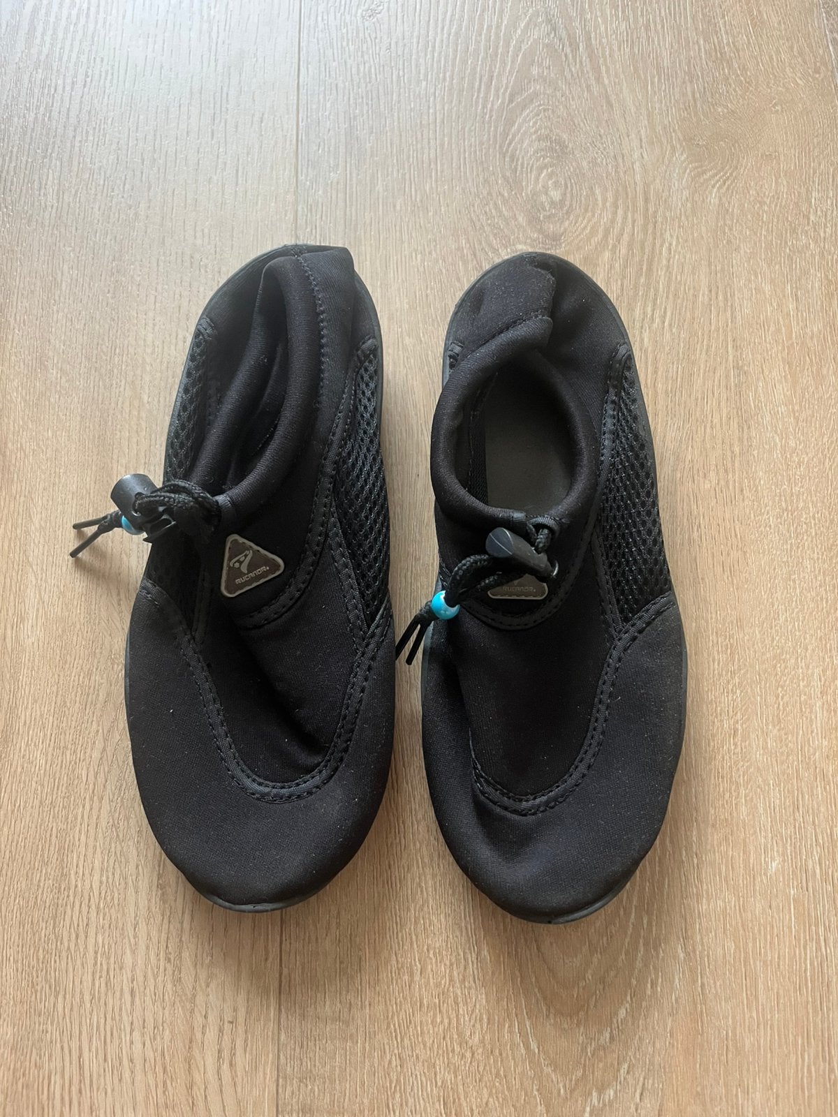 Waterschoenen blauw kraaltje maat 34 zgan, Kinderen en Baby's, Kinderkleding | Schoenen en Sokken, Ophalen of Verzenden, Zo goed als nieuw