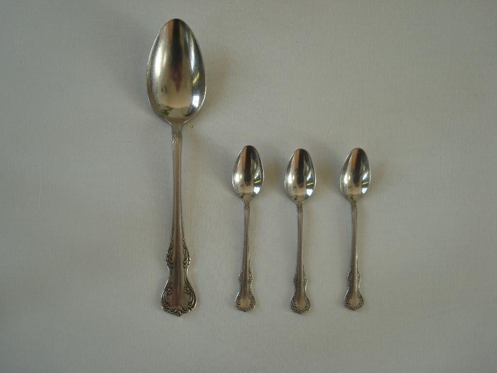 Gero Zilmeta 528 Menuet, Antiek en Kunst, Antiek | Bestek, Ophalen of Verzenden
