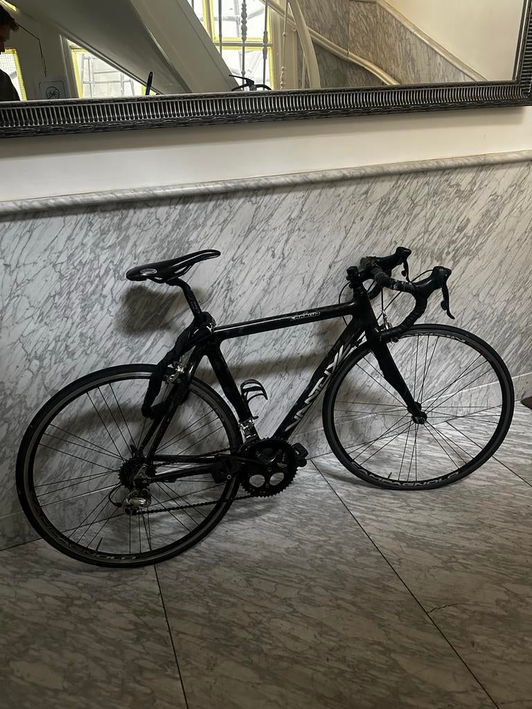 Vantuyl Carbon Racefiets - Lichtgewicht en Snel, Fietsen en Brommers, Fietsen | Tandems, 55 cm of meer, Ophalen, Zo goed als nieuw