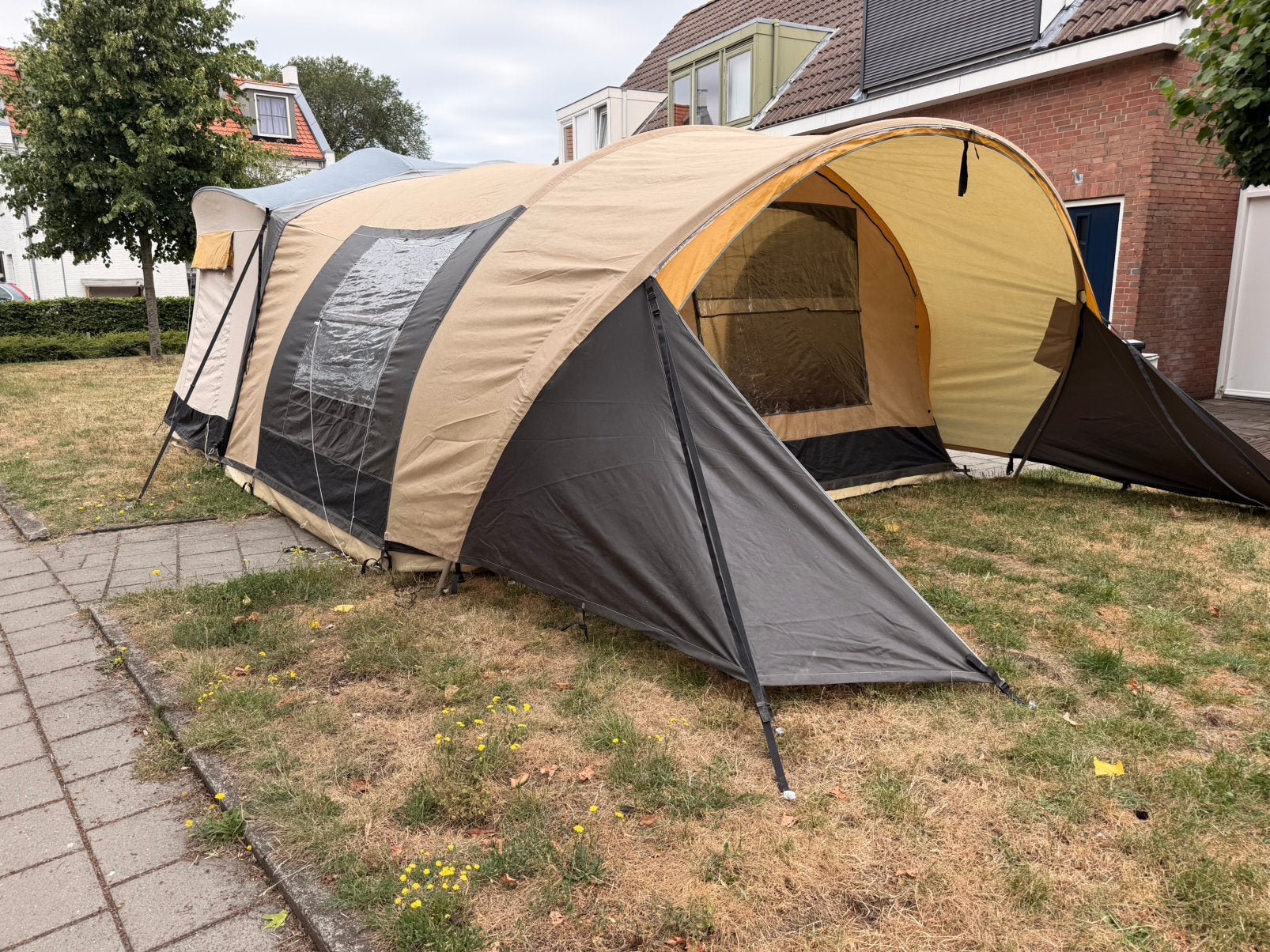 Mercury vouwwagen met imperiaal + fietsendragers, Ophalen, Beige, Cabanon, Aanwezig
