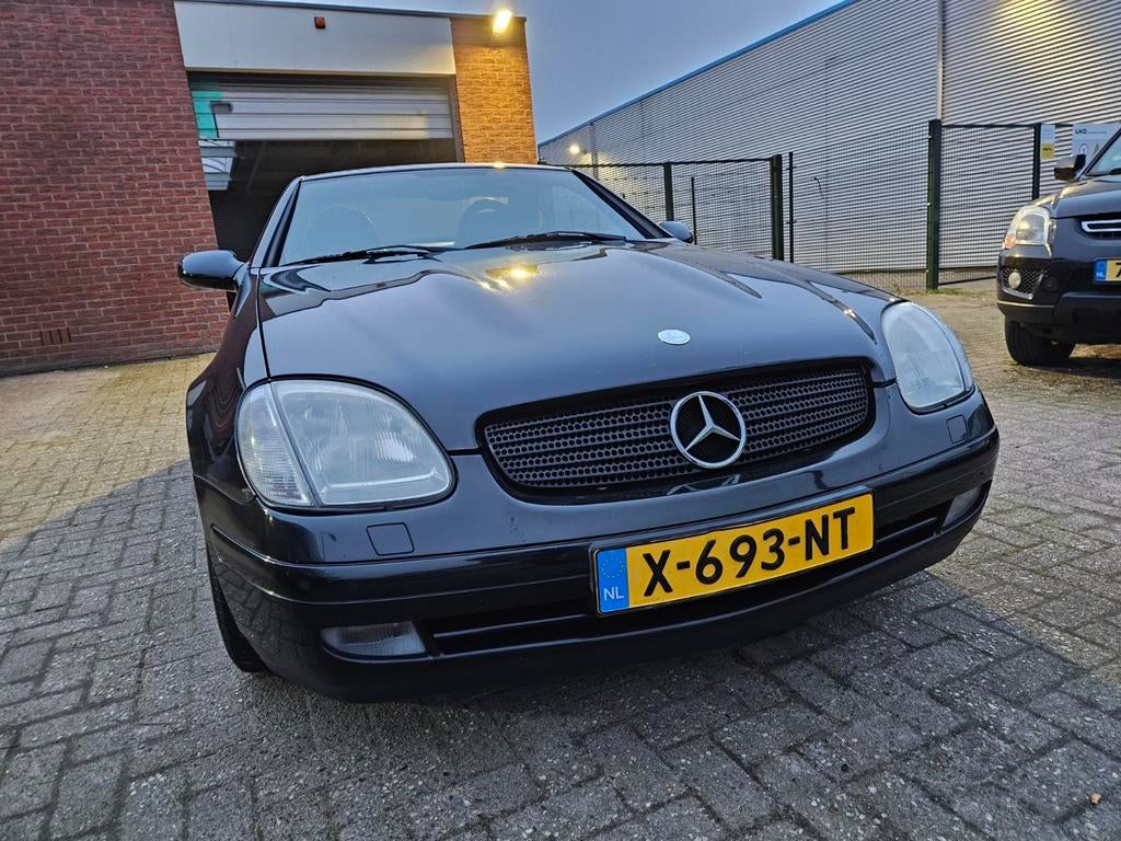 Mercedes-Benz Mercedes 1998 Zwart, Achterwielaandrijving, 4 cilinders, Cabriolet, Zwart