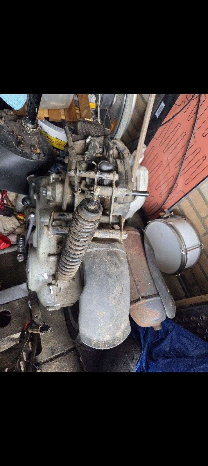 piaggio motorblok + subframe, Fietsen en Brommers, Brommeronderdelen | Scooters, Ophalen