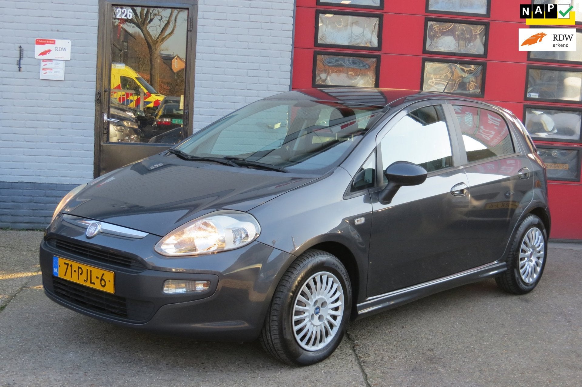 Fiat Punto Evo 1.3 M-Jet DIESEL , 5 DEURS , AIRCO ., Voorwielaandrijving, Euro 5, 28 km/l, Gebruikt