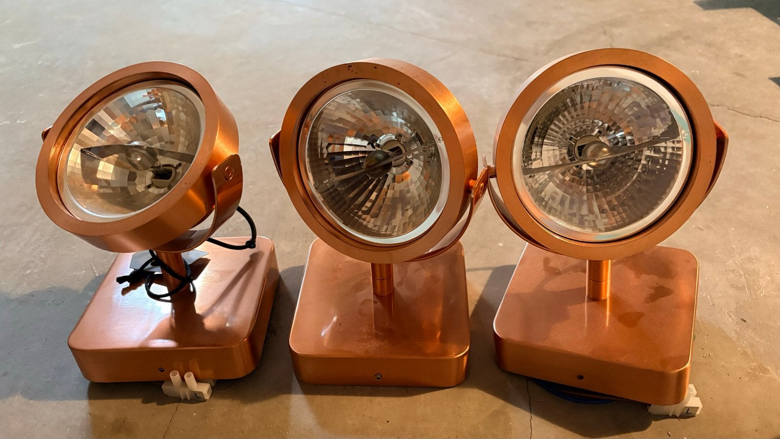 Zuiver koperkleurige halogeen spot - Nieuwstaat, Ophalen, 60 watt of meer, Halogeen (gloei)lamp, Bipin of Steekvoet