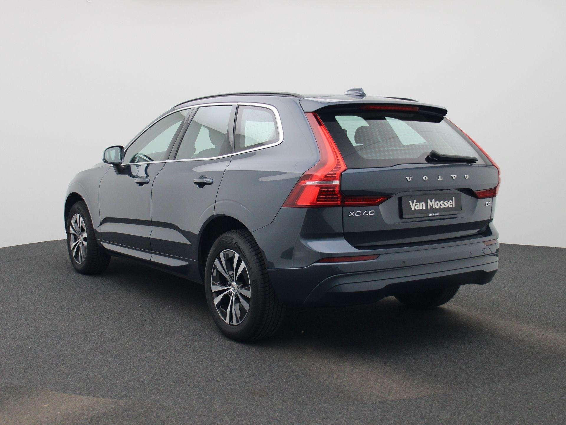 Volvo XC60 B4 Diesel Geartronic Momentum Pro | LEER | CAMERA, Auto's, Volvo, Automaat, 12 maanden, Gebruikt, Euro 6