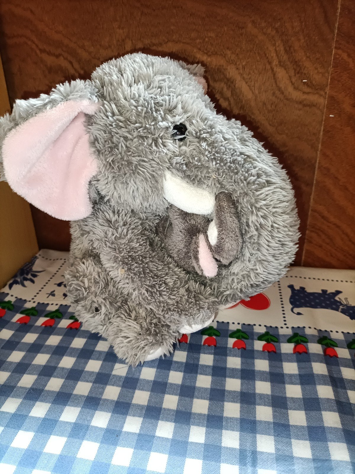 Villa Joep olifant knuffel met kind Happy Horse 28 cm, Ophalen of Verzenden, Zo goed als nieuw