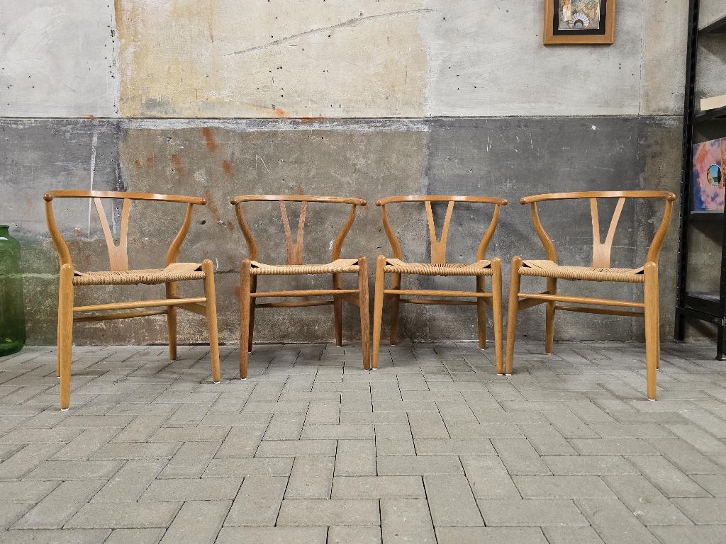 Set Originele Wishbone Stoelen | CH24 Wegner Deens Design, Gebruikt, Bruin, Ophalen of Verzenden, Vier