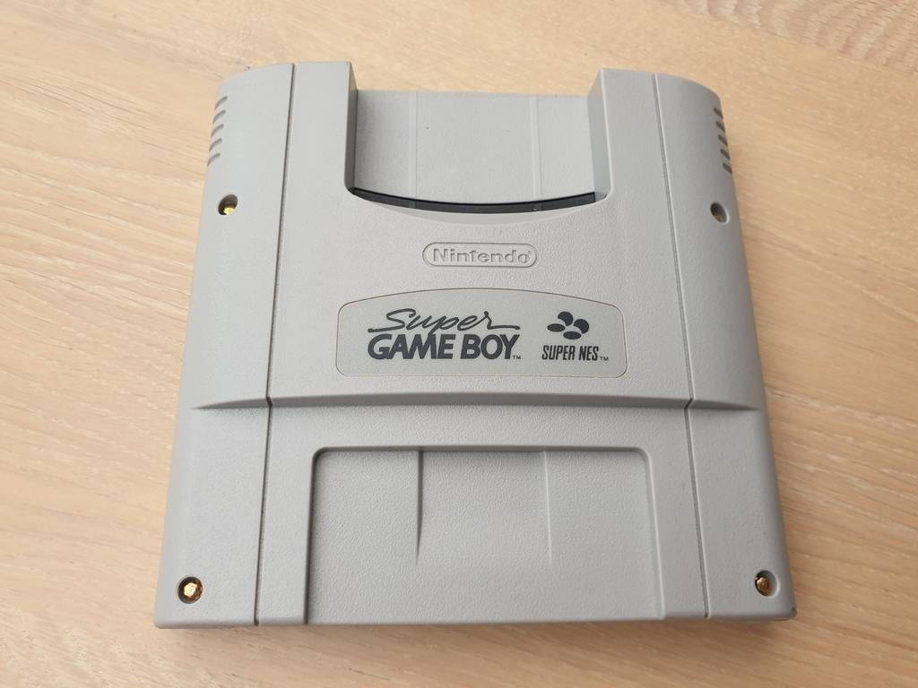 Super Game Boy Adapter voor Super Nintendo (SNES), Spelcomputers en Games, Spelcomputers | Nintendo Super NES, Zo goed als nieuw
