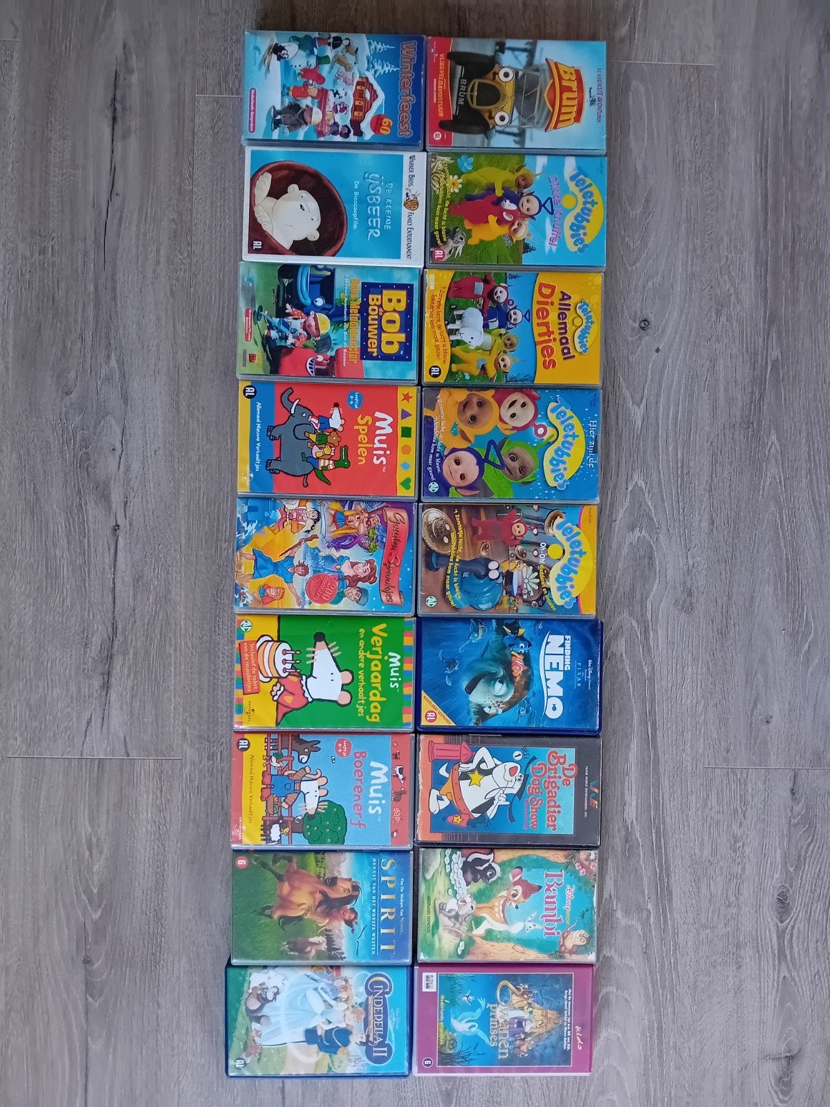 Vintage VHS KINDERFILM. Groot Bakket. 18 stuks., Alle leeftijden, Ophalen