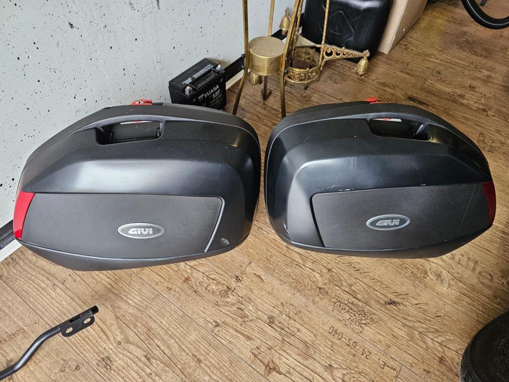 Givi monokey V35 kofferset. Bev set DL650 2019/2022, Motoren, Ophalen of Verzenden