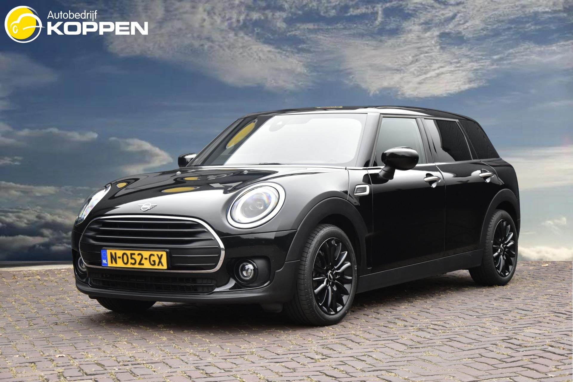 MINI Clubman Mini 1.5 Cooper Business Edition Automaat, Auto's, 12 maanden, 136 pk, Gebruikt, Leder en Stof