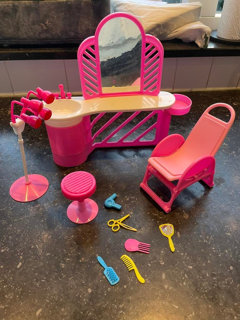 Mattel Barbie vintage kapsalon uit 1987. Poppenhuis meubels, Ophalen of Verzenden, Zo goed als nieuw, Poppenhuis