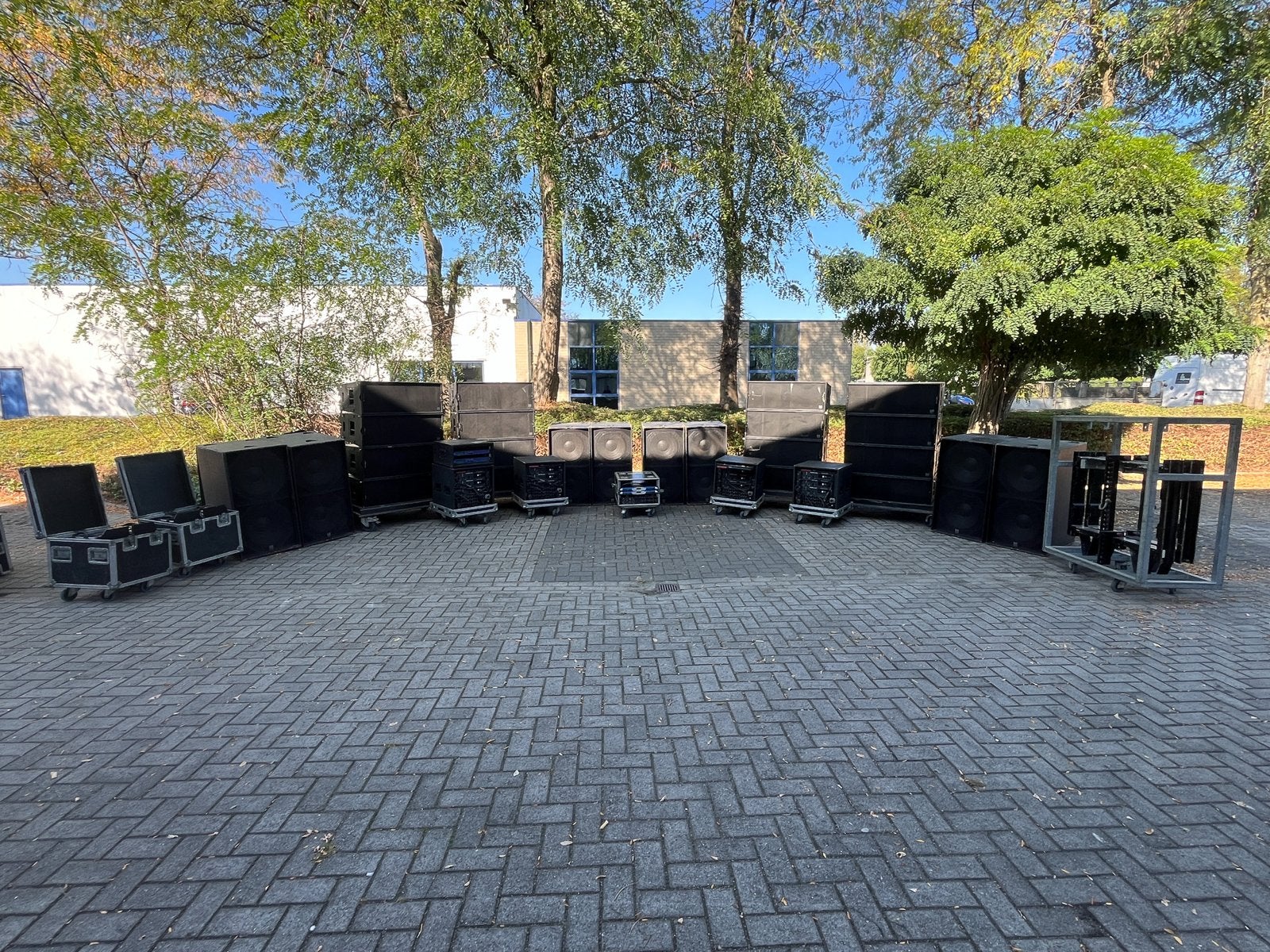 Foto 5 van Complete Martin Audio W8LC & WSX218 Set - Plug & Play