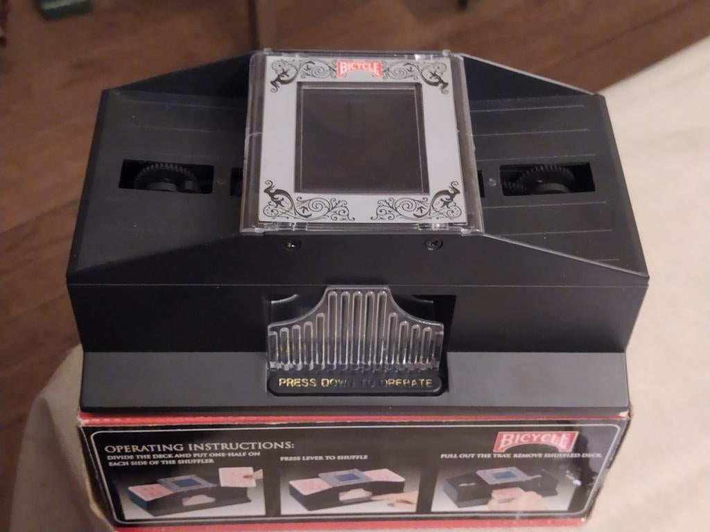 Vintage kaarten schuurmachine voor speelkaarten, Ophalen of Verzenden, Speelkaart(en)