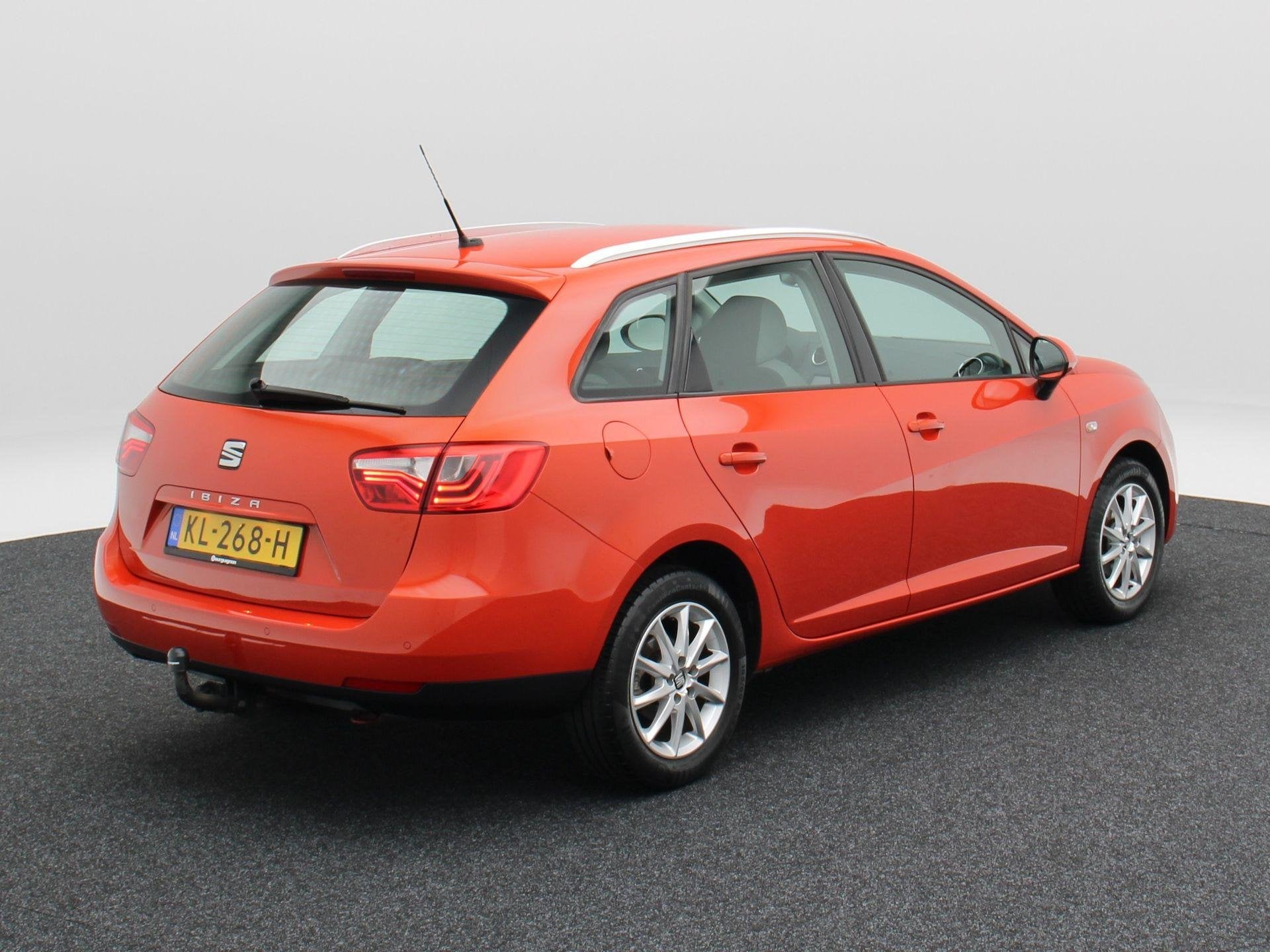 SEAT Ibiza ST 1.0 EcoTSi Style Connect | Trekhaak | Airco |, Auto's, Voorwielaandrijving, Dealer onderhouden, Stof, Euro 6