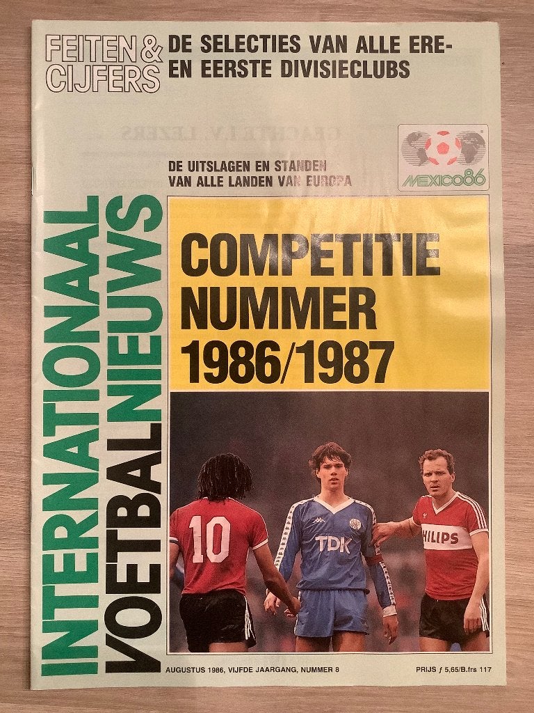 Internationaal Voetbalnieuws - competitienummer 1986-87, Verzamelen, Ophalen of Verzenden, Zo goed als nieuw, Overige binnenlandse clubs