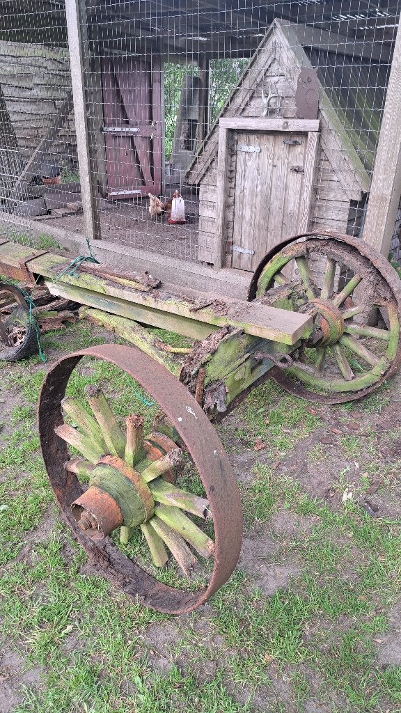 Antieke opknapper kar, Ophalen, Gebruikt, 250 mm of meer