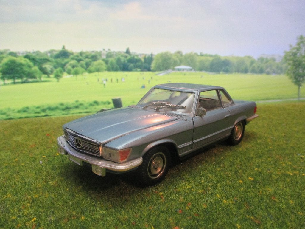 1/25 Mercedes Benz R107 450 SL - Polistil S-86 met hard-top, Hobby en Vrije tijd, Modelauto's | 1:24, Ophalen of Verzenden, Gebruikt
