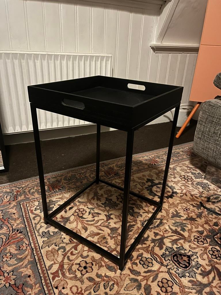 Bijzettafel + dienblad - Zwart - opknapbeurt nodig, Minder dan 55 cm, Gebruikt, Metaal of Aluminium, Vierkant
