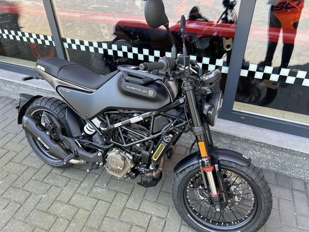 HUSQVARNA 125 SVARTPILEN 2024, Motoren, Bedrijf, Naked bike