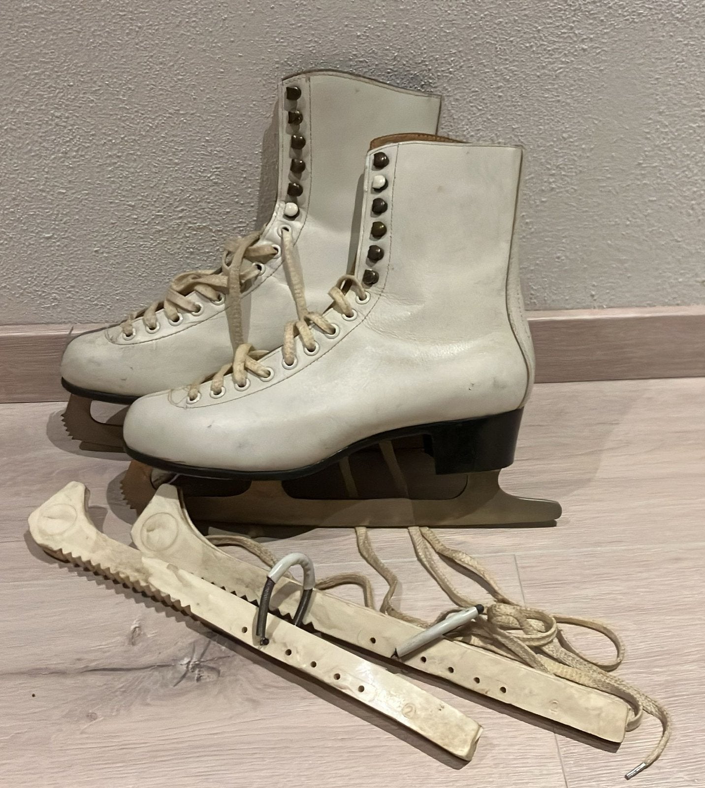 Tango Leren dames kunstrijschaatsen maat 39 kunst schaatsen, Overige merken, Gebruikt, Ophalen of Verzenden, Kunstschaatsen