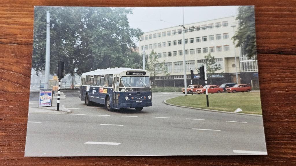 Foto BUS GVA Arnhem 19, Verzamelen, Spoorwegen en Tramwegen, Verzenden, Gebruikt, Bus of Metro, Overige typen