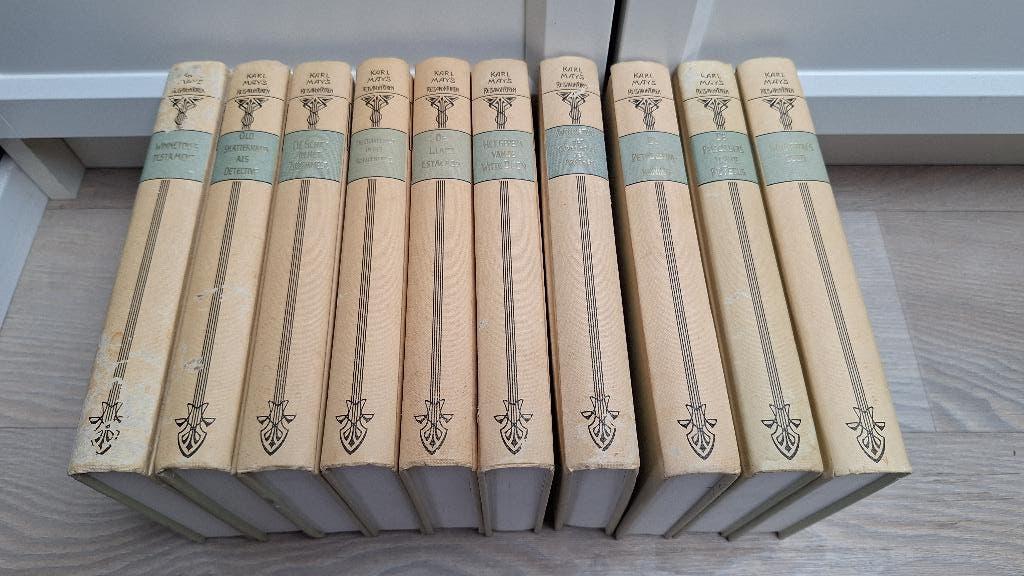 10 boeken Karl May's reisavonturen -  samen voor 20 euro, Ophalen of Verzenden, Gelezen