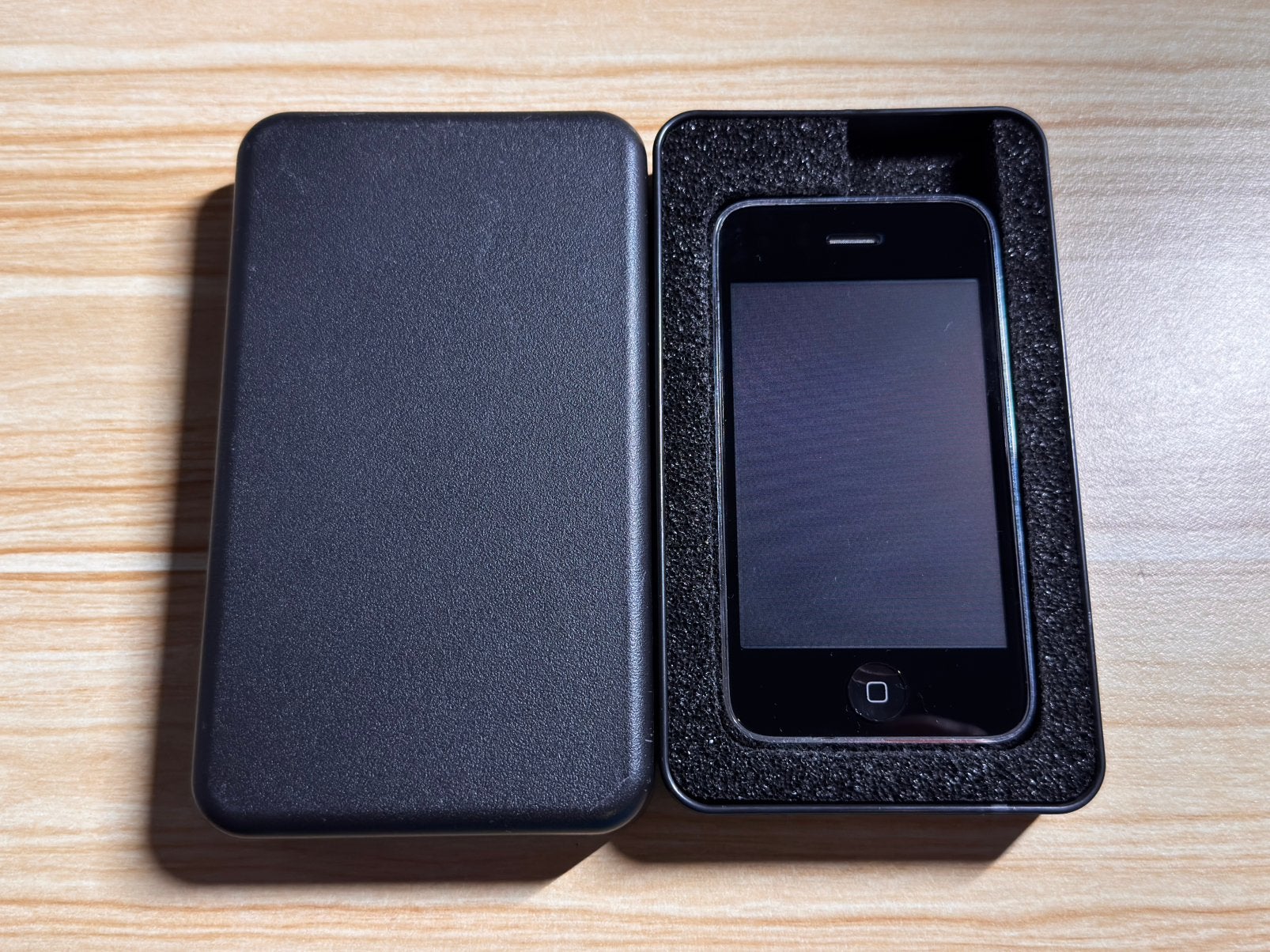 Zeldzame Apple iPhone 3GS - 32GB - Apple Care Service Unit, Telecommunicatie, Ophalen of Verzenden, Zo goed als nieuw, Zwart, 32 GB