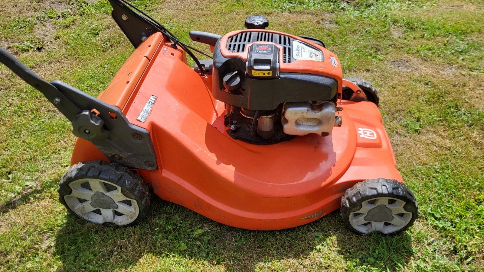 Husqvarna grasmaaier LC353 Electrische start.  Breed maaidek, Ophalen, Cirkelmaaier, Gebruikt, Benzine-grasmaaier