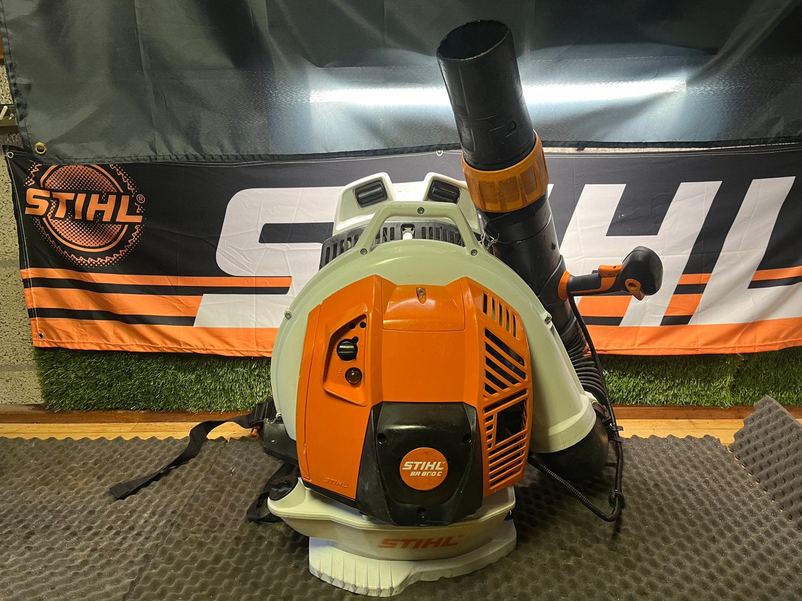 STIHL BR 800 C-E Bladblazer Benzine ErgoStart, Ophalen of Verzenden, Zo goed als nieuw, Benzine