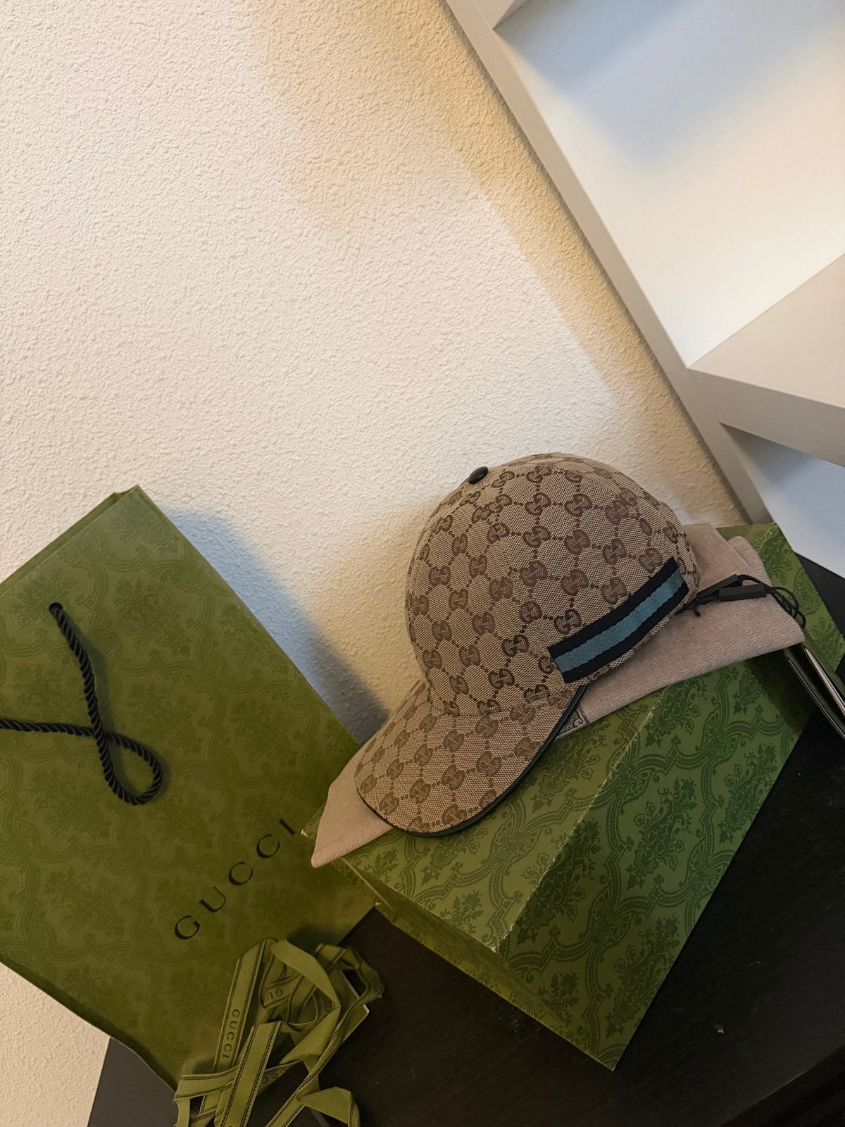 Gucci pet og, Kleding | Dames, Ophalen of Verzenden, Zo goed als nieuw, One size fits all, Pet