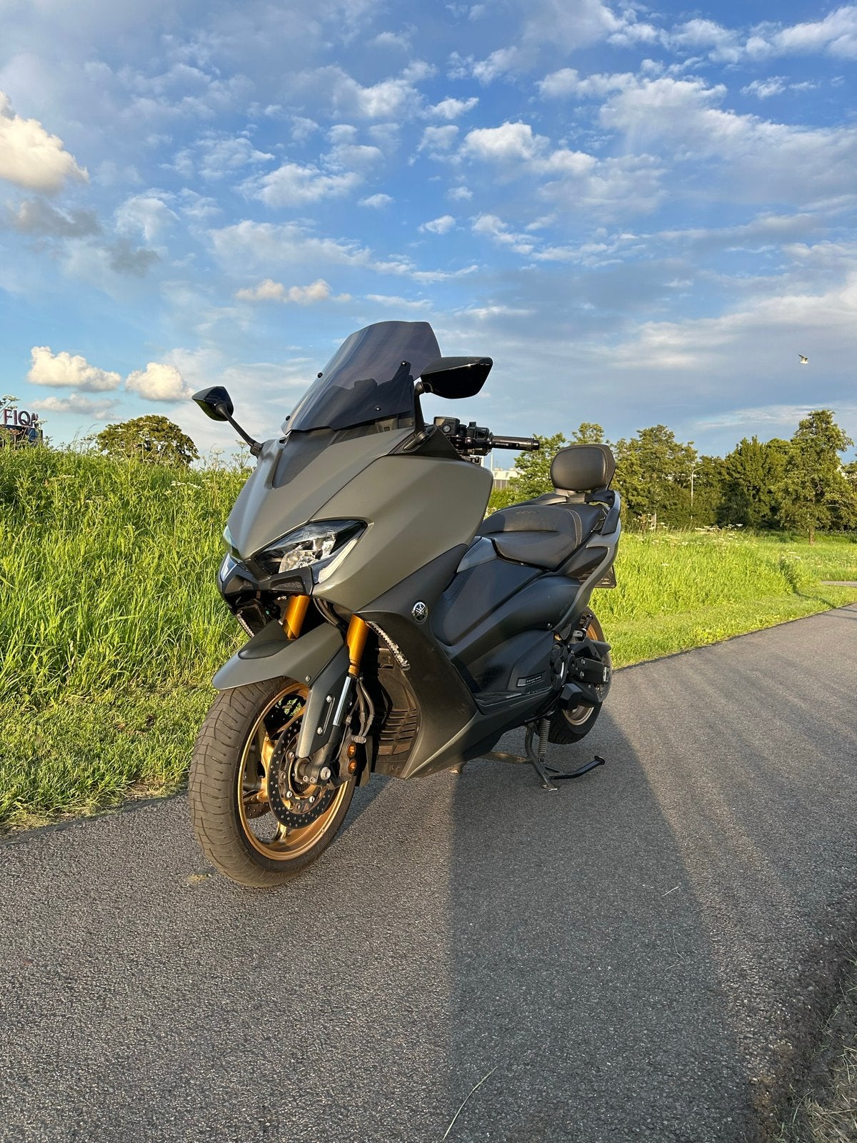 Yamaha TMAX/ Techmax 560, Gebruikt, Particulier, Meer dan 35 kW, Minimaal motorrijbewijs A2
