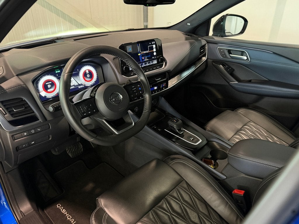 Nissan Qashqai 1.3 MHEV Xtronic Tekna Plus HuD|Massage|Blis|, Auto's, Nissan, 12 maanden, Gebruikt, Zwart, 4 cilinders