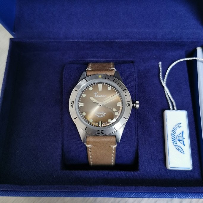 Squale Super Sunray Brown Leather | 38mm, Sieraden, Tassen en Uiterlijk, Overige merken, Leer, Staal, Polshorloge