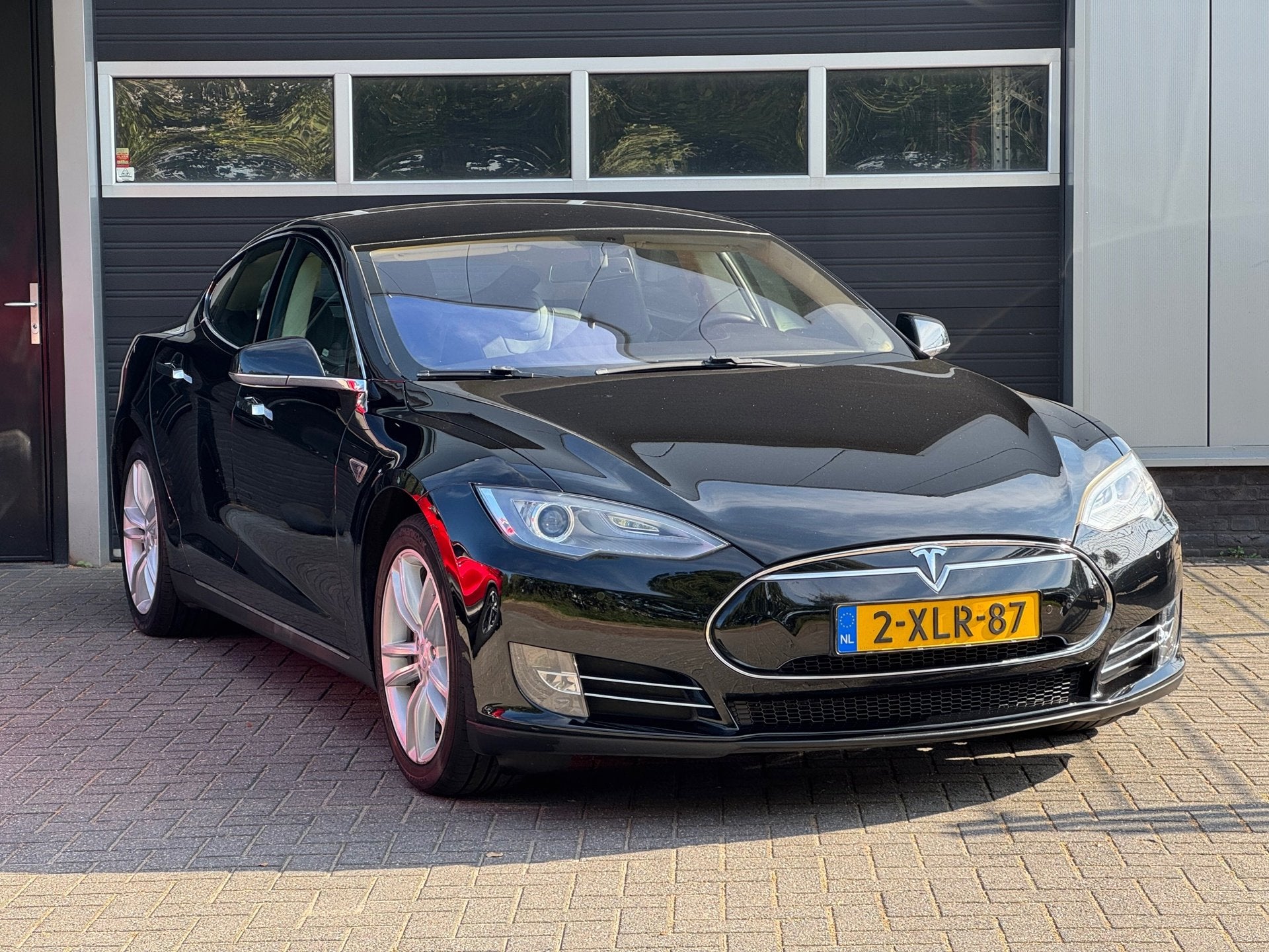 Tesla Model S 60 Base Camera, Cruise, Navi, NAP, Auto's, Achterwielaandrijving, Gebruikt, Zwart, Origineel Nederlands