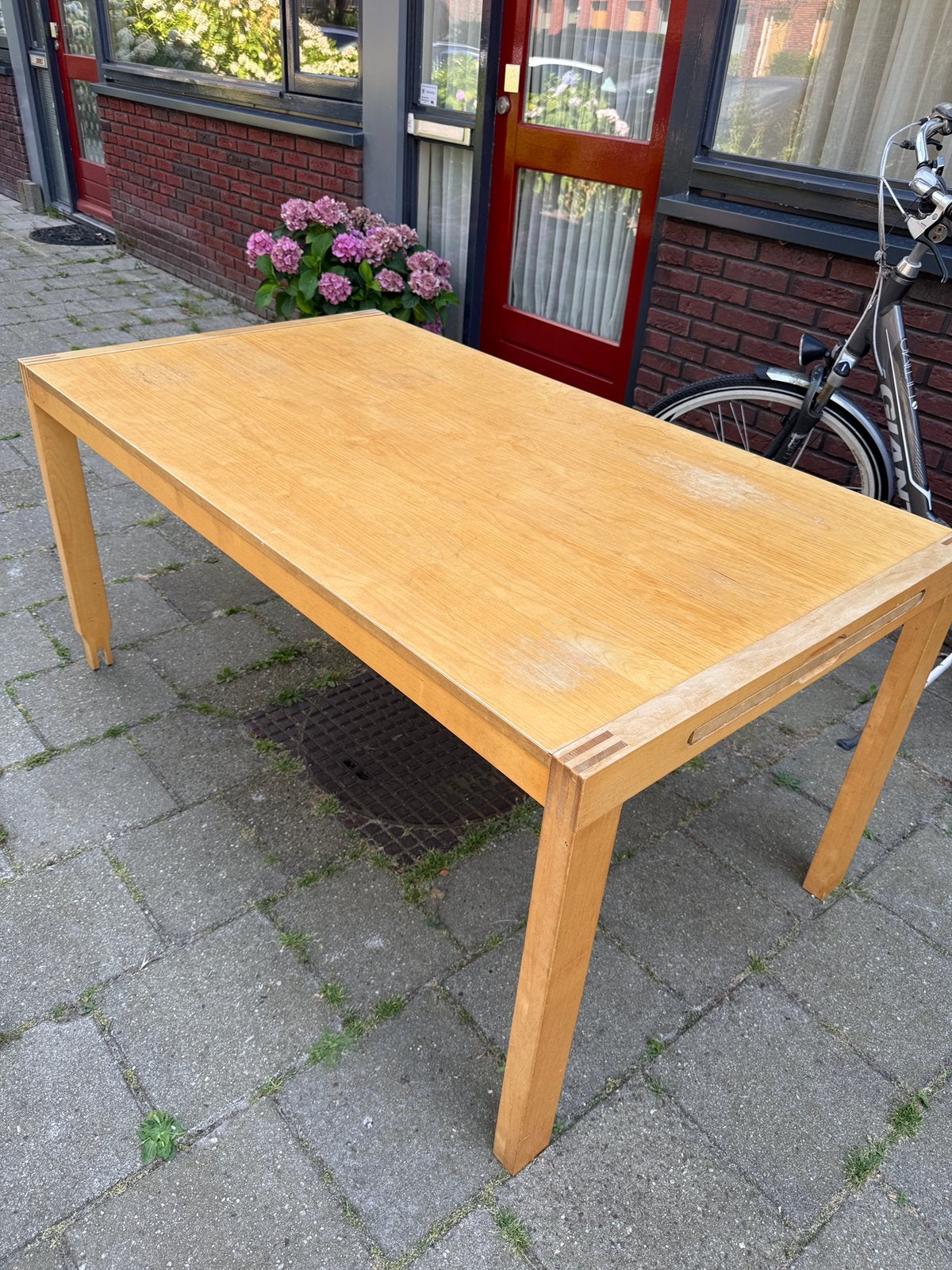 Gratis af te halen! Keukentafel. Uitschuifbaar, Tuin en Terras, Tuintafels, Gebruikt, Ophalen of Verzenden, Hout, Keukentafel