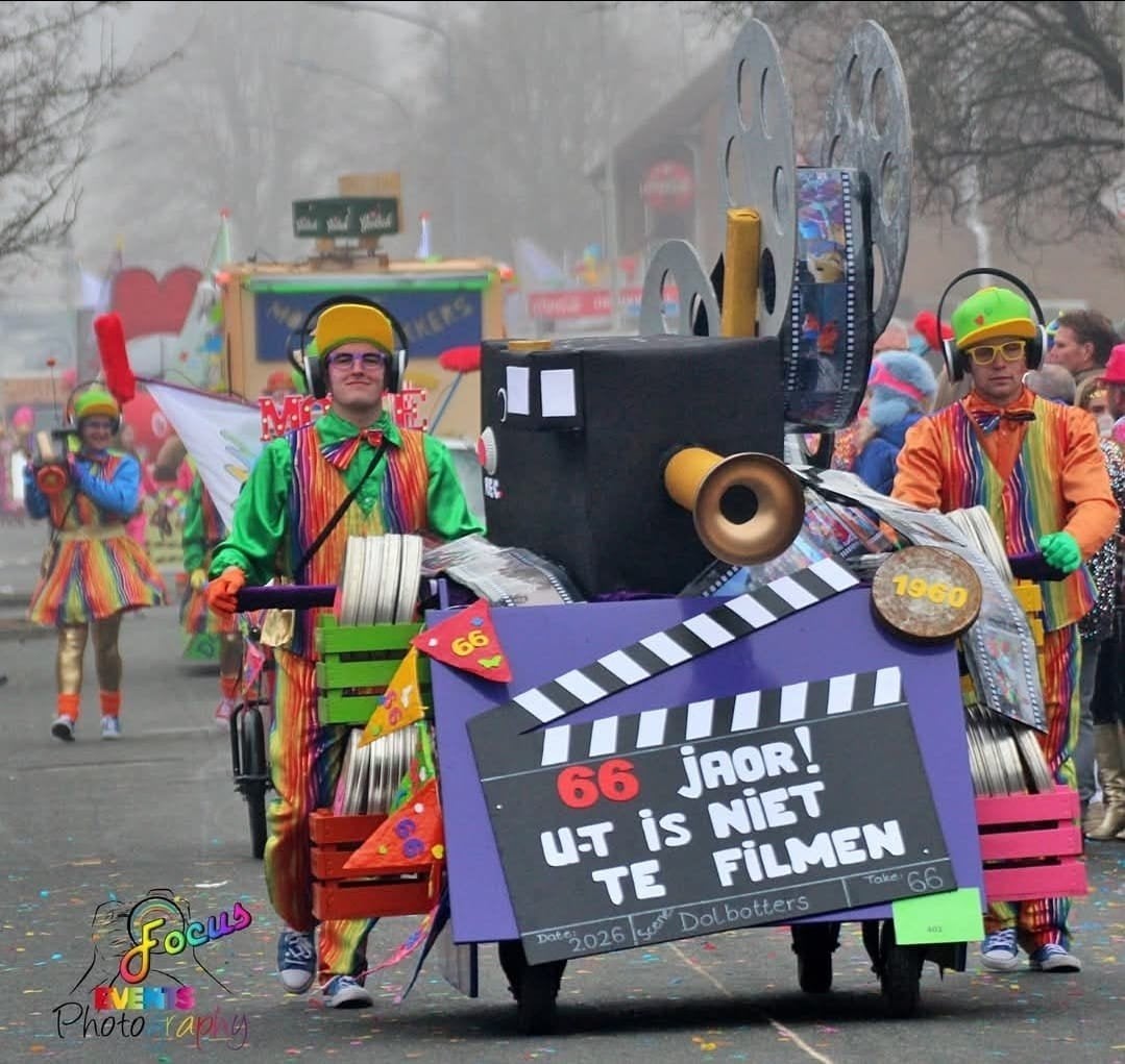 super gave kleurrijke loopgroep! Niet te Filmen!!, Ophalen, Carnaval, Maat 46/48 (XL) of groter, Zo goed als nieuw