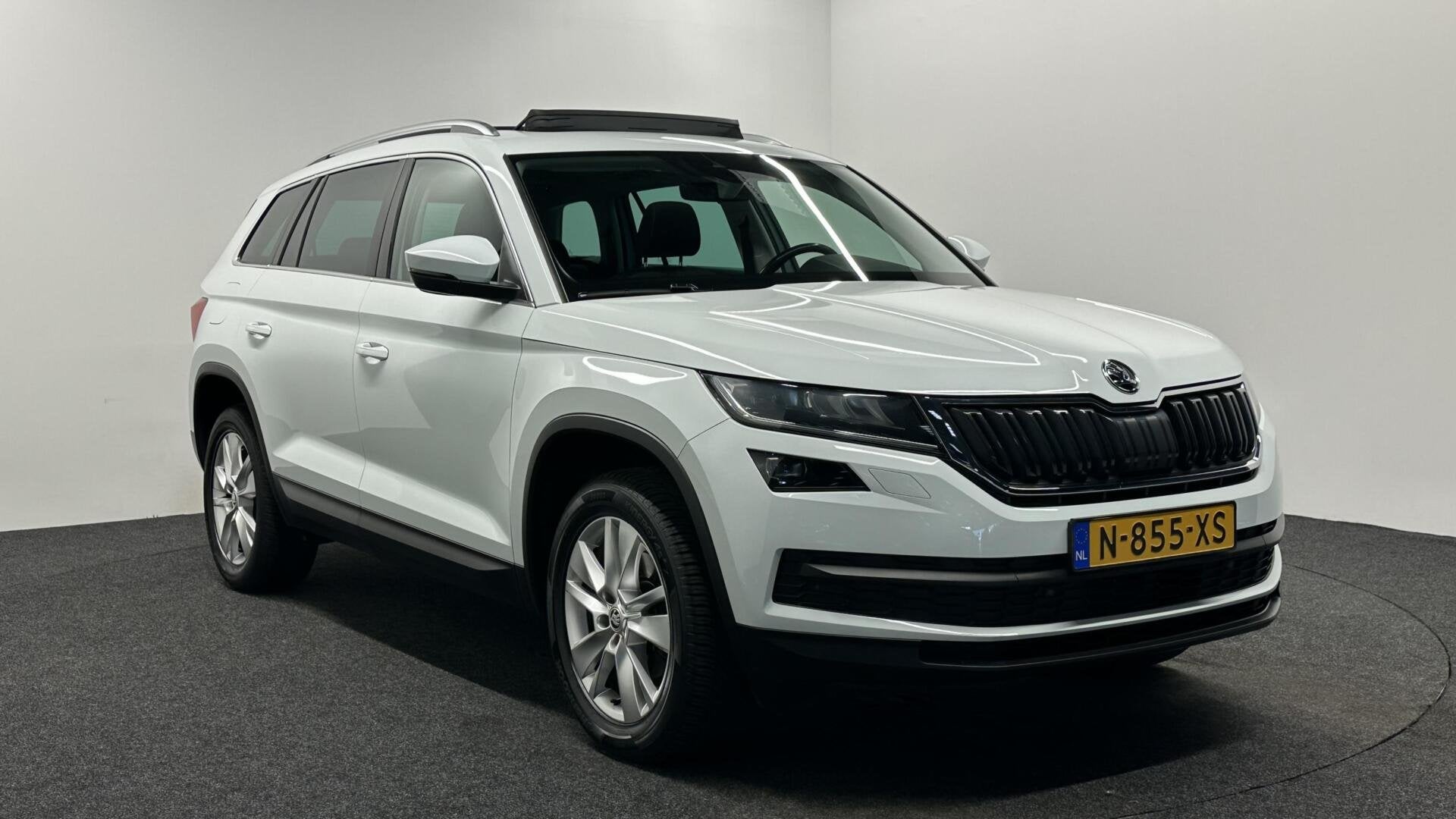 Skoda Kodiaq 1.4 TSI ACT Style PANO CAMERA TREKHAAK CRUISE L, Auto's, Stof, 4 cilinders, Wit, Kodiaq