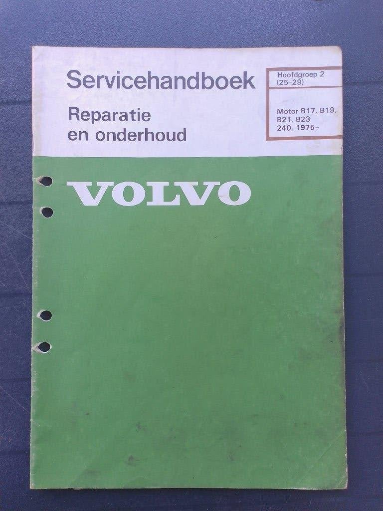 Volvo 240 dealer werkplaatsboek B 17 - B19 - B21 - B23 motor, Ophalen of Verzenden, Gelezen, Volvo