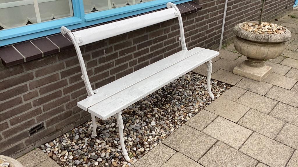 Antieke tuinbank met gietijsren onderstel, Tuin en Terras, Ophalen of Verzenden, Zo goed als nieuw